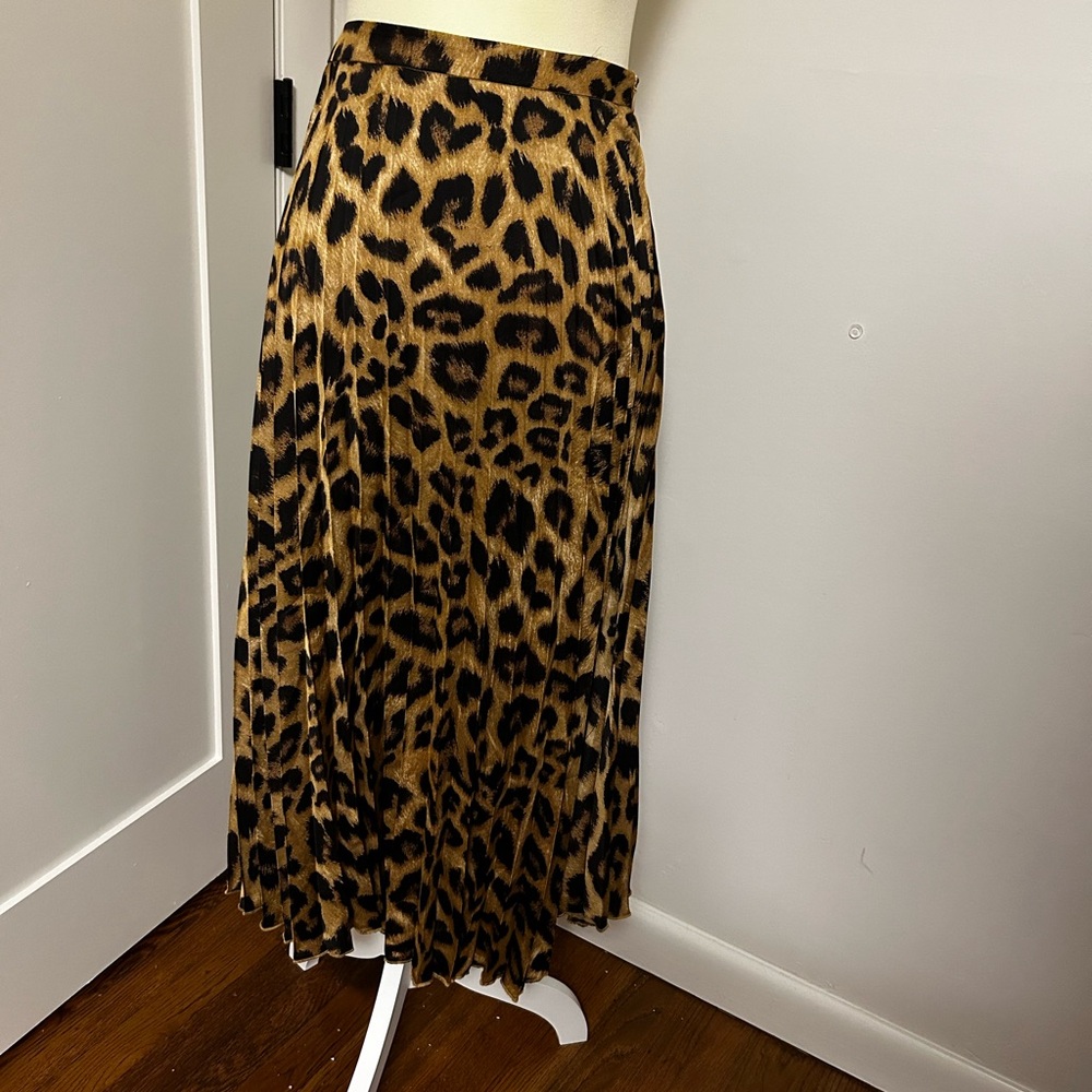 Lulu’s Animal Print Skirt satin